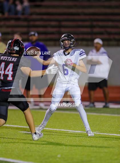 Thumbnail 1 in JV: Community Christian @ Mustang photogallery.
