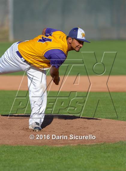 Thumbnail 2 in Shadow Ridge @ Mesa photogallery.