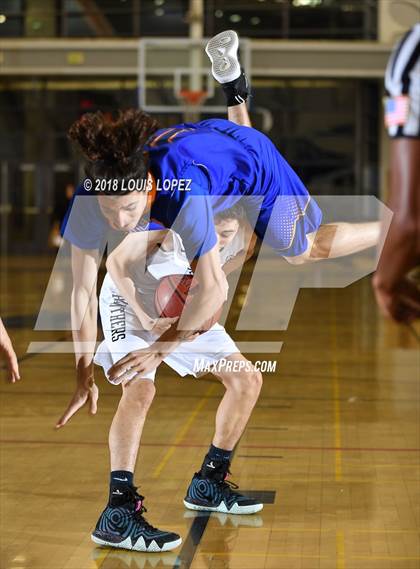 Thumbnail 2 in Charter Oak @ Diamond Ranch photogallery.