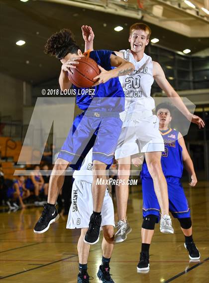 Thumbnail 1 in Charter Oak @ Diamond Ranch photogallery.