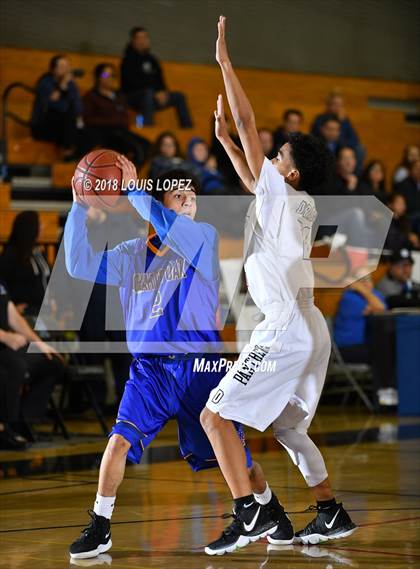 Thumbnail 2 in Charter Oak @ Diamond Ranch photogallery.