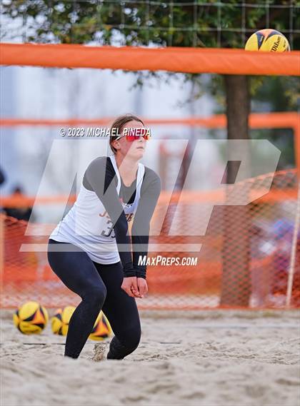 Thumbnail 3 in Orange Lutheran @ JSerra Catholic photogallery.