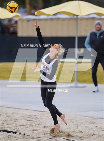 Thumbnail 1 in Orange Lutheran @ JSerra Catholic photogallery.