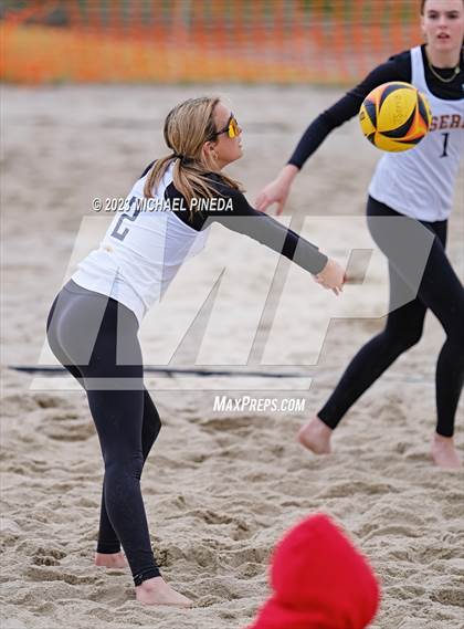Thumbnail 1 in Orange Lutheran @ JSerra Catholic photogallery.