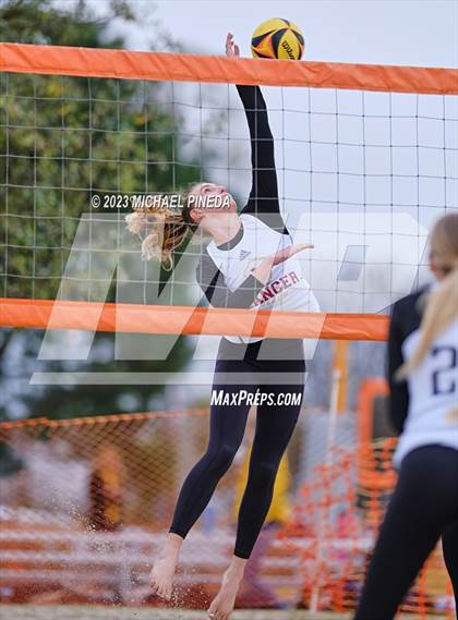 Thumbnail 1 in Orange Lutheran @ JSerra Catholic photogallery.