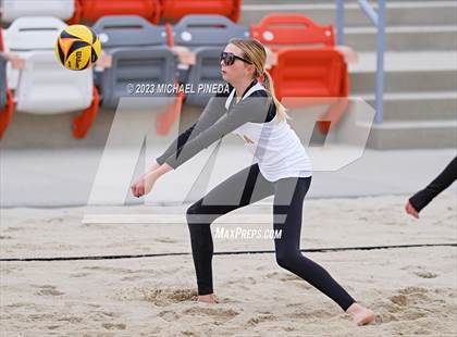 Thumbnail 3 in Orange Lutheran @ JSerra Catholic photogallery.