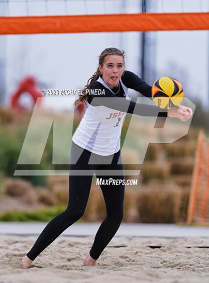 Thumbnail 1 in Orange Lutheran @ JSerra Catholic photogallery.