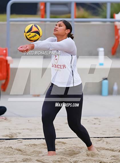 Thumbnail 1 in Orange Lutheran @ JSerra Catholic photogallery.