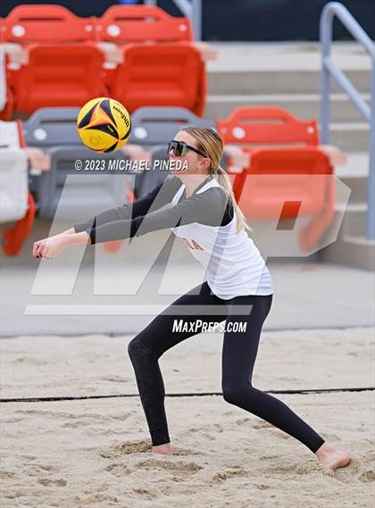 Thumbnail 1 in Orange Lutheran @ JSerra Catholic photogallery.