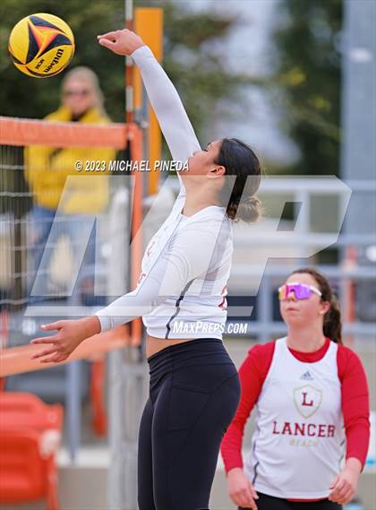 Thumbnail 1 in Orange Lutheran @ JSerra Catholic photogallery.