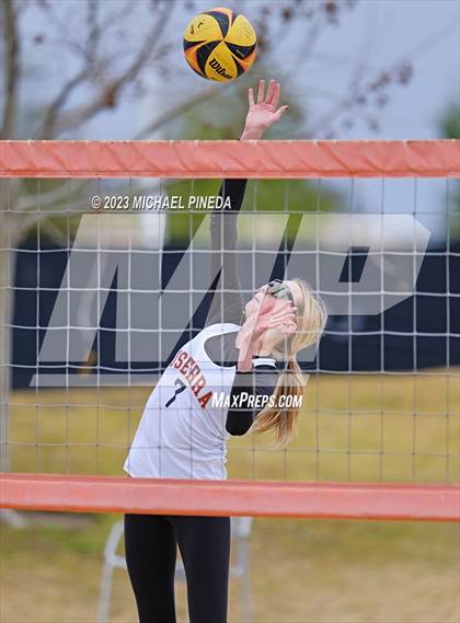 Thumbnail 2 in Orange Lutheran @ JSerra Catholic photogallery.