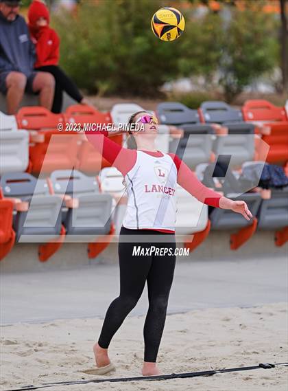 Thumbnail 3 in Orange Lutheran @ JSerra Catholic photogallery.