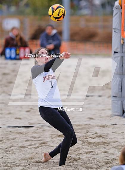 Thumbnail 2 in Orange Lutheran @ JSerra Catholic photogallery.