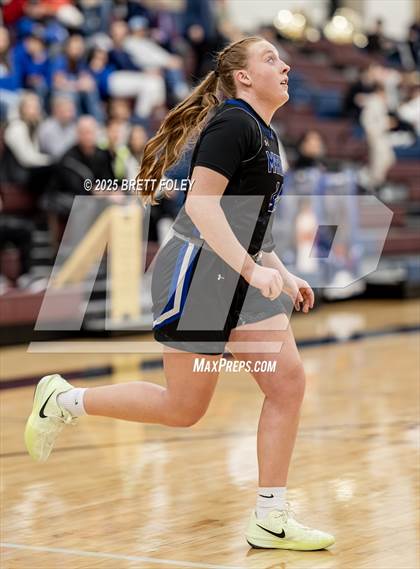 Thumbnail 3 in Marian @ Lincoln North Star photogallery.