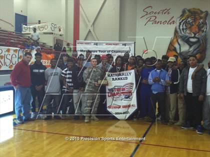 Thumbnail 2 in South Panola TOC Ceremony photogallery.
