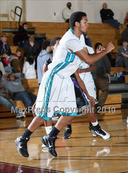 Thumbnail 2 in Sheldon vs Franklin (Whitney Winter Classic) photogallery.