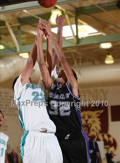 Thumbnail 3 in Sheldon vs Franklin (Whitney Winter Classic) photogallery.