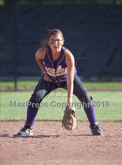 Thumbnail 3 in Escalon vs. Hughson (CIF SJS D5 Playoffs) photogallery.