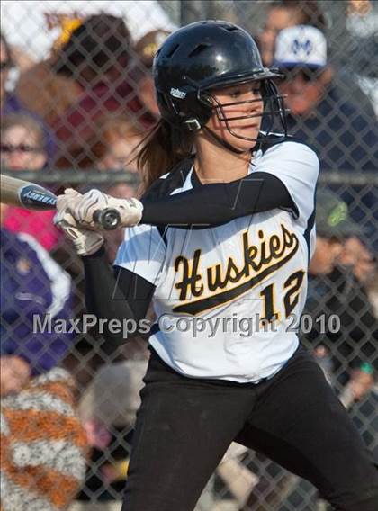 Thumbnail 3 in Escalon vs. Hughson (CIF SJS D5 Playoffs) photogallery.