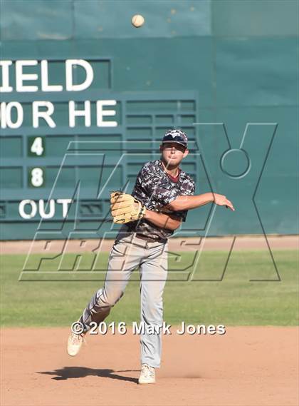 Thumbnail 2 in Ray vs. Phoenix Christian (Salt River/Chandler Prep Tournament) photogallery.