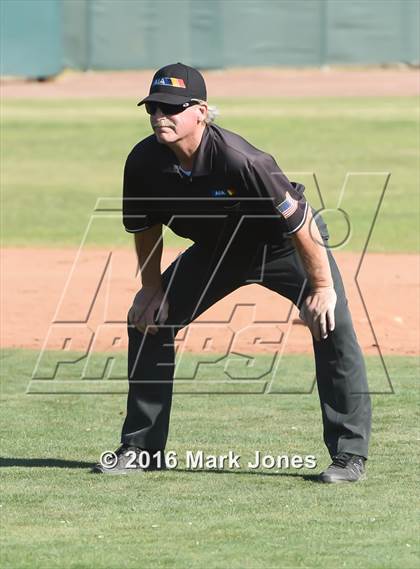 Thumbnail 2 in Ray vs. Phoenix Christian (Salt River/Chandler Prep Tournament) photogallery.