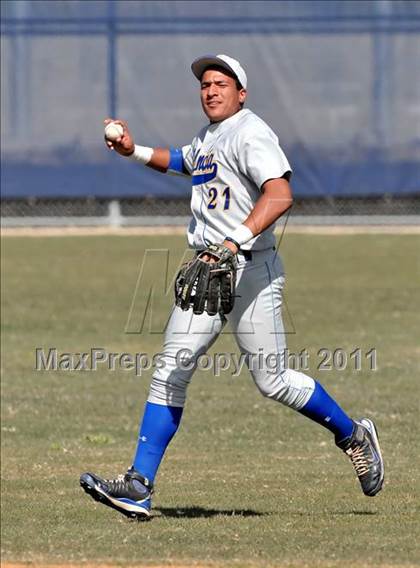 Thumbnail 1 in Valencia @ Yorba Linda photogallery.