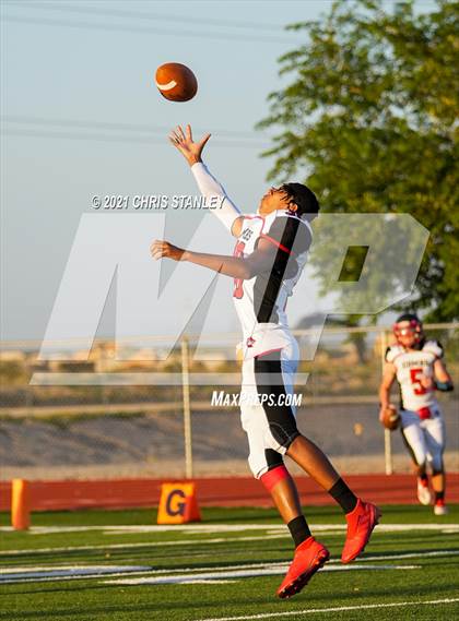 Thumbnail 2 in Combs @ Youngker photogallery.