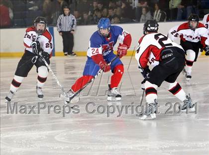 Thumbnail 1 in Manitowoc United @ Oshkosh Ice Hawks  photogallery.