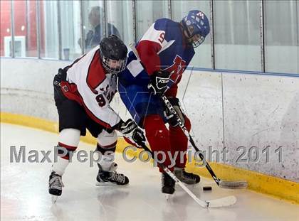 Thumbnail 2 in Manitowoc United @ Oshkosh Ice Hawks  photogallery.