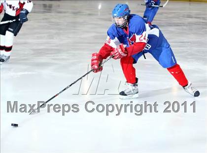 Thumbnail 2 in Manitowoc United @ Oshkosh Ice Hawks  photogallery.