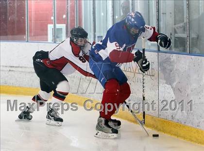 Thumbnail 3 in Manitowoc United @ Oshkosh Ice Hawks  photogallery.