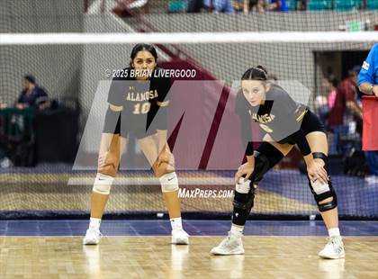 Thumbnail 2 in Alamosa vs. Eaton (CHSAA 3A Final) photogallery.