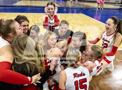 Thumbnail 1 in Alamosa vs. Eaton (CHSAA 3A Final) photogallery.