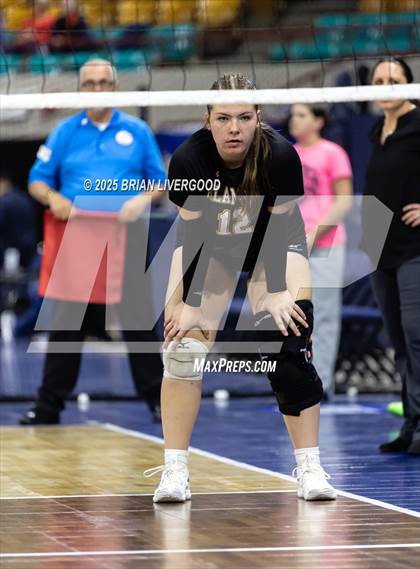 Thumbnail 3 in Alamosa vs. Eaton (CHSAA 3A Final) photogallery.