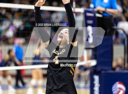 Thumbnail 2 in Alamosa vs. Eaton (CHSAA 3A Final) photogallery.