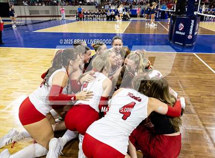 Thumbnail 2 in Alamosa vs. Eaton (CHSAA 3A Final) photogallery.