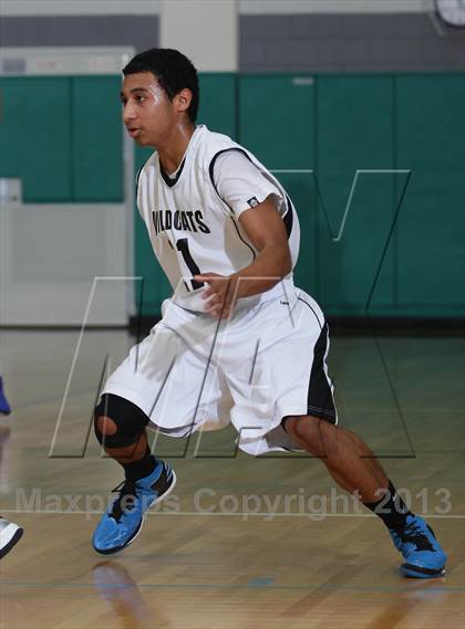 Thumbnail 2 in Renaissance Academy vs. Mission Prep (MLK Showcase) photogallery.