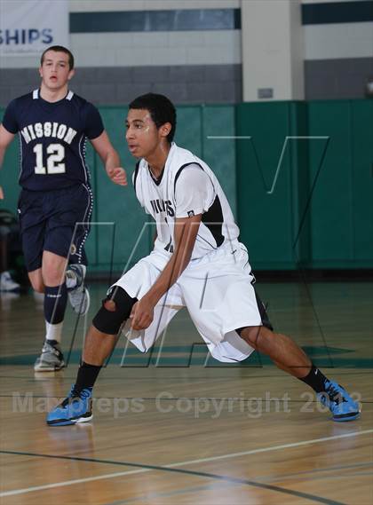 Thumbnail 3 in Renaissance Academy vs. Mission Prep (MLK Showcase) photogallery.