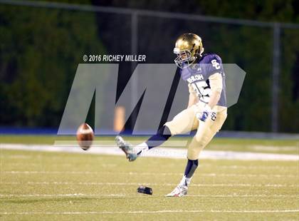Thumbnail 3 in Shiloh Christian vs. Crossett photogallery.