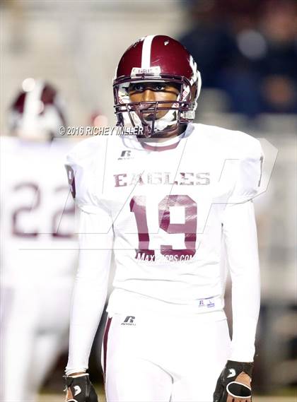 Thumbnail 3 in Shiloh Christian vs. Crossett photogallery.