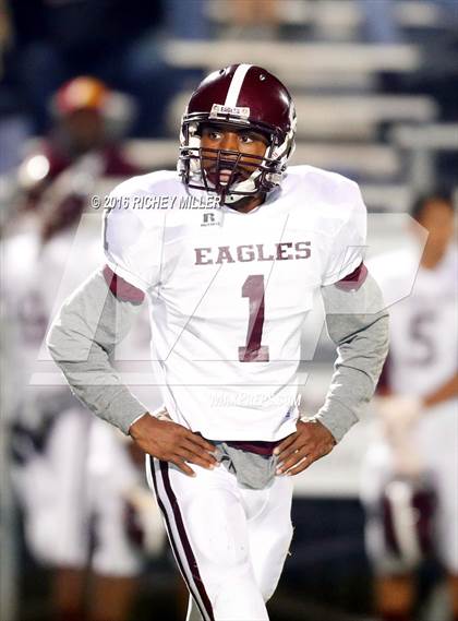 Thumbnail 2 in Shiloh Christian vs. Crossett photogallery.
