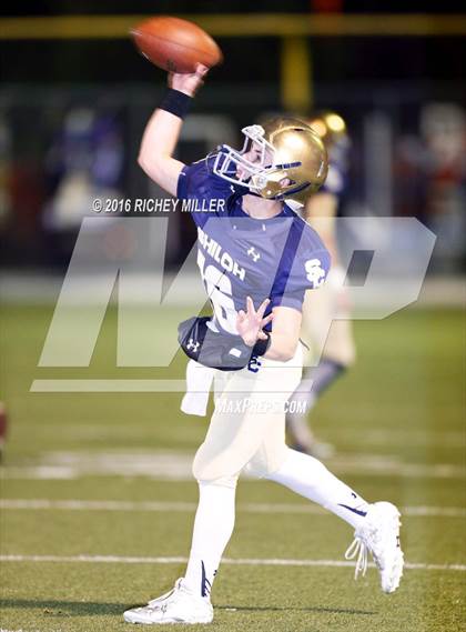 Thumbnail 3 in Shiloh Christian vs. Crossett photogallery.
