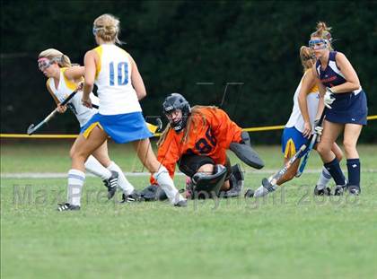 Thumbnail 3 in Nansemond-Suffolk Academy vs. Norfolk Academy photogallery.
