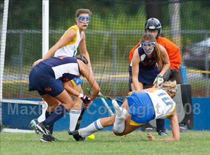 Thumbnail 3 in Nansemond-Suffolk Academy vs. Norfolk Academy photogallery.