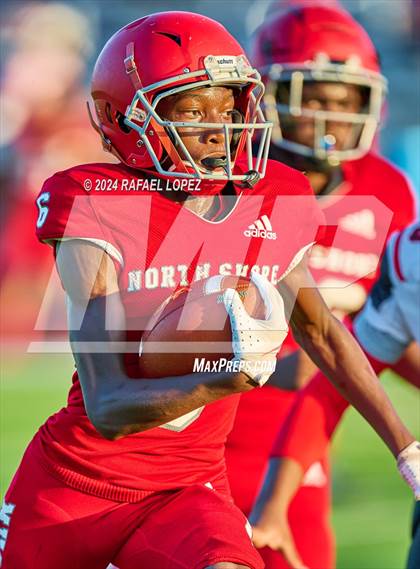 Thumbnail 3 in Westfield vs North Shore (A Team) photogallery.