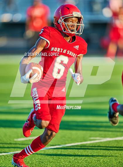 Thumbnail 2 in Westfield vs North Shore (A Team) photogallery.