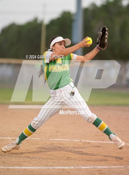 Thumbnail 3 in Calexico @ Holtville photogallery.
