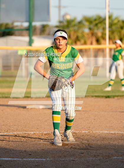 Thumbnail 2 in Calexico @ Holtville photogallery.