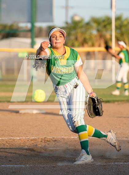 Thumbnail 3 in Calexico @ Holtville photogallery.