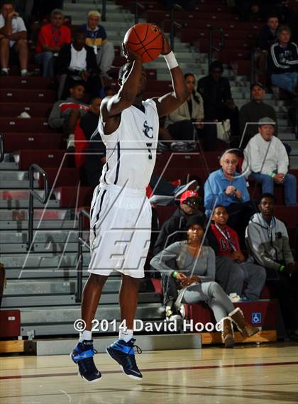 Thumbnail 1 in Alemany vs. Sierra Canyon (MaxPreps Holiday Classic) photogallery.